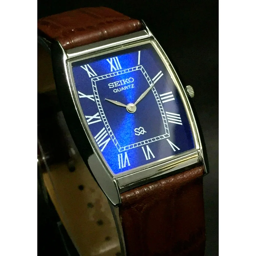 Vintage Style Seiko Quartz Mens Silver Watch & Blue accents W/ Leather Strap